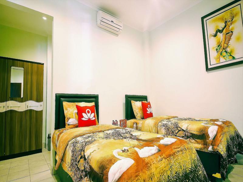 Zen Rooms Cipedes Tengah Bandung Eksteriør billede